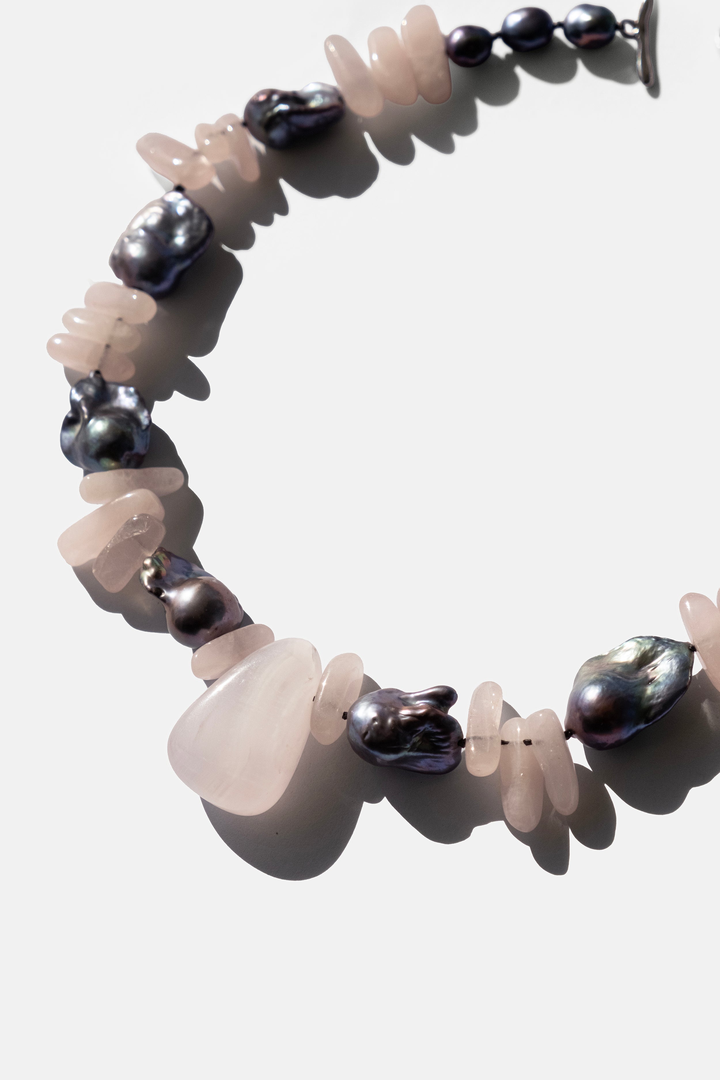 Rose Quartz Black Pearl Pendant Necklace