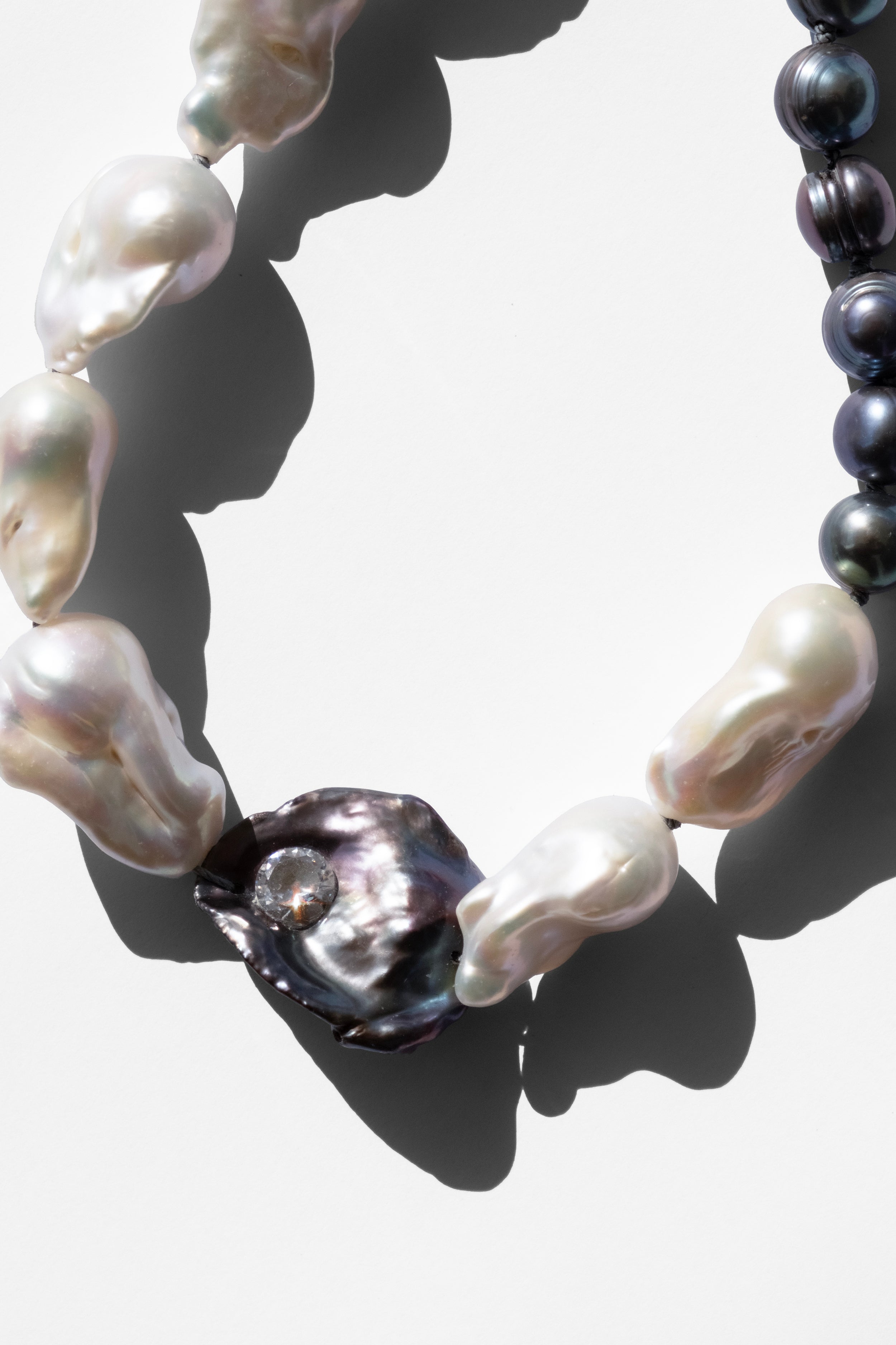 White Baroque Keshi Black Pearl Choker with Cristal
